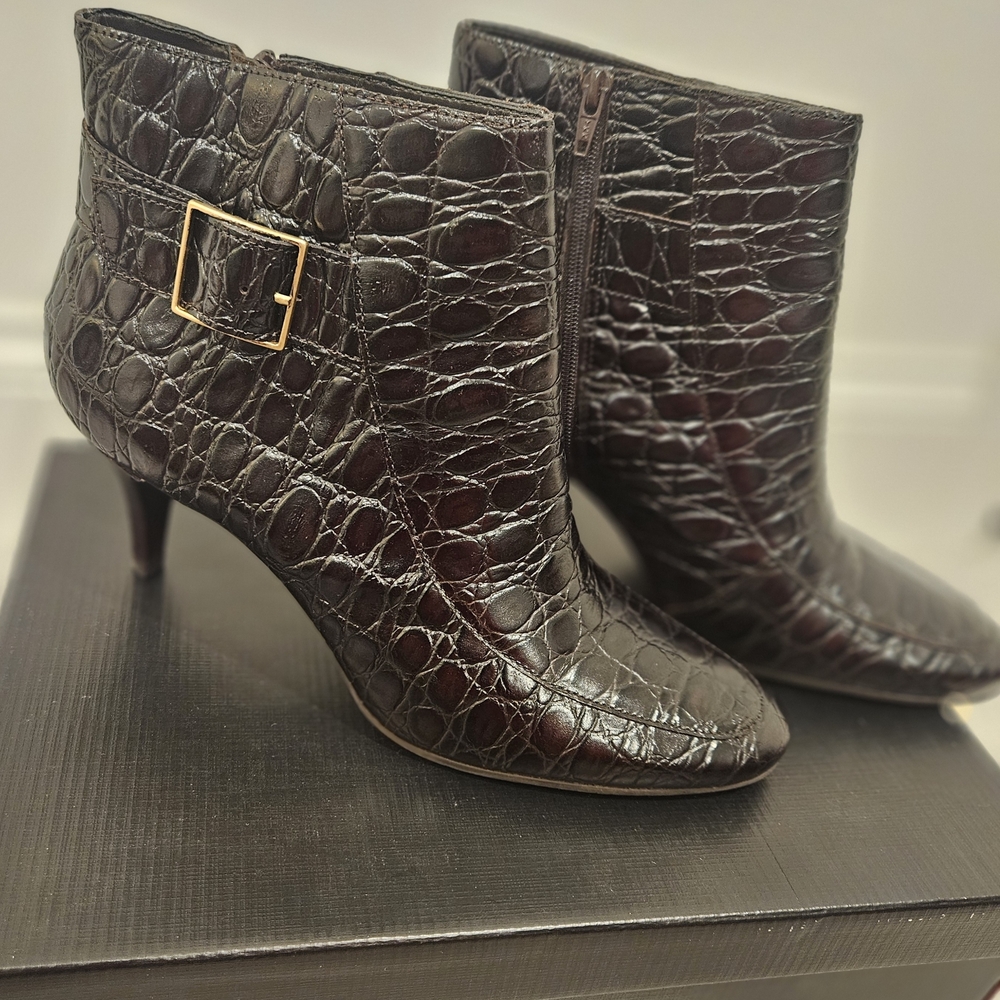 Talbots Dark Brown Crocodile-Patterned Heeled Boo… - image 1